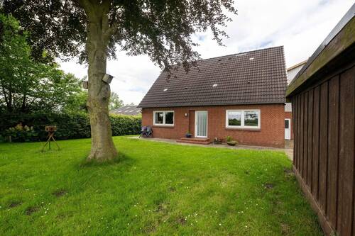 Außenansicht Wohnhaus - Mehrfamilienhaus, Wohnhaus mit 122,00 m&sup2; in Großenwiehe zum Kaufen