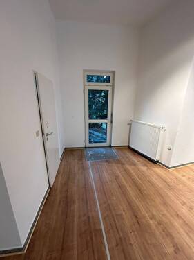 Raum mit Holzboden - 