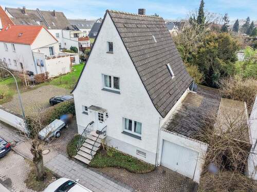 Straßenansicht - Gemütliches, freistehendes Einfamilienhaus in Toplage von Lippstadt!