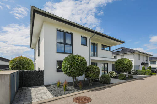 Straßenansicht - 5 Zimmer Einfamilienhaus zum Kaufen in Wurmberg / Neubärental
