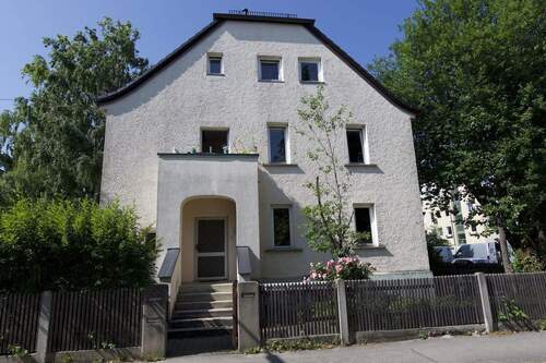 Bild 2 - 7 Zimmer Doppelhaushälfte zum Kaufen in München