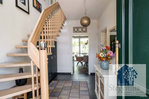 Flur/Diele - 4 Zimmer Einfamilienhaus zum Kaufen in Gronau (Westfalen)