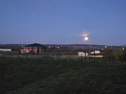 Mond über dem Reinhardswald - 