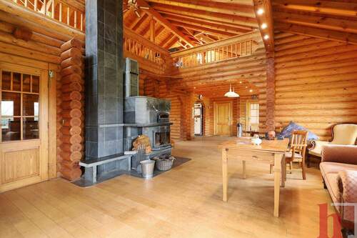 Wohnzimmer (Haupthaus) - 