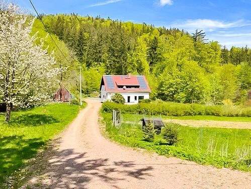Objektansicht - Hier sagen sich Fuchs & Hase gute Nacht... hochwertiges Einfamilienhaus in idyllischer Lage!