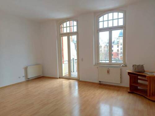 Wohnzimmer ähnl. Whg. - 2 Zimmer Etagenwohnung zur Miete in Gera