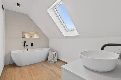 Elternbad en suite 1 - Einfamilienhaus mit 161,30 m² in Stutensee / Friedrichstal zum Kaufen