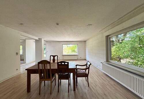 Wohnzimmer - Einfamilienhaus mit 181,00 m² in Rehlingen zum Kaufen