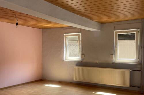 Bild 3 - 6 Zimmer Einfamilienhaus in Butzbach