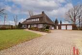 Außen - 9 Zimmer Einfamilienhaus zum Kaufen in Lohne (Oldenburg)