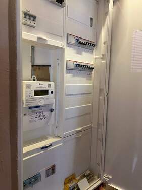 Erneuerte Elektrik - 