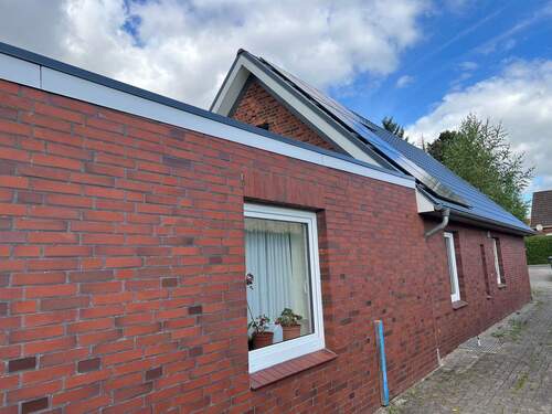 2 Wohneinheiten - 4 Zimmer Einfamilienhaus in Hemmoor