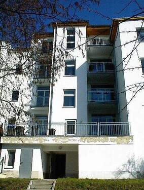 Rückansicht - 2 Zimmer Etagenwohnung zur Miete in Gera