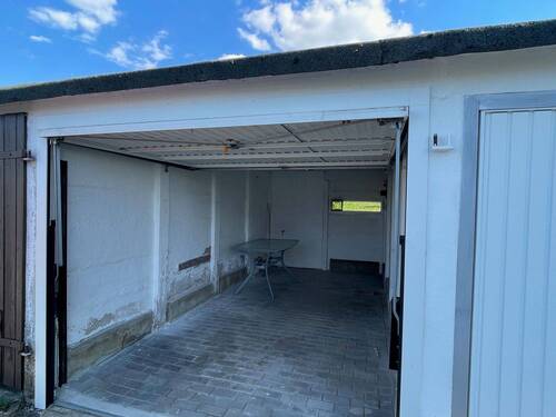 Garage - 