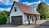 Garage und Nebengebäude - 4 Zimmer Einfamilienhaus in Kreba-Neudorf