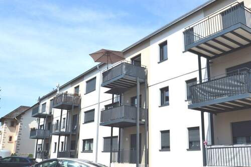 DSC_0071.JPG - 3 ZKB-Dachgeschosswohnung im 2.OG (Dachgeschoss) Fußbodenheizung Balkon Einbauküche Stellplatz Kellerraum