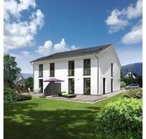 Das schlanke Town & Country Doppelhaus in Frankenberg (Eder) - urbanes Wohnen zweifach genießen