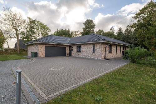 Bild 2 - 7 Zimmer Bungalow zum Kaufen in Goldelund