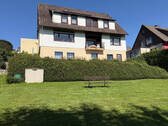 Ansicht vom Garten - **Großzügiges 1-2 Familienhaus**