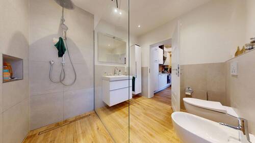 Bad - 7 Zimmer Mehrfamilienhaus, Wohnhaus in Bremen