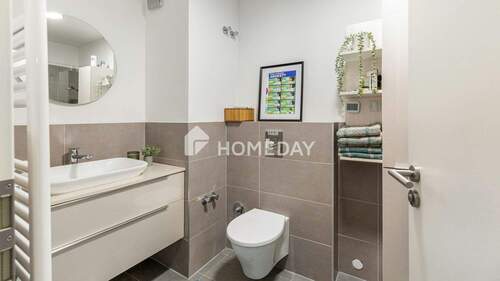 1. OG Badezimmer 1 - 