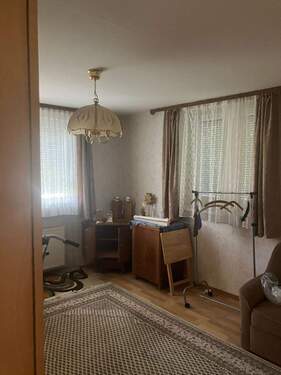 Schlafzimmer EG.JPG - 