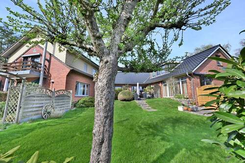 Außenaufnahme - 1 Zimmer Mehrfamilienhaus, Wohnhaus zum Kaufen in Cuxhaven