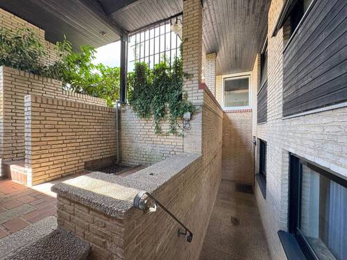 Eingang KG vom Innenhof - 