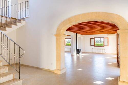 Großzügige Eingangshalle - 7 Zimmer Einfamilienhaus zum Kaufen in Palma de Mallorca