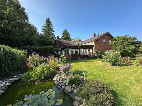 Rückansicht aus dem Garten - 