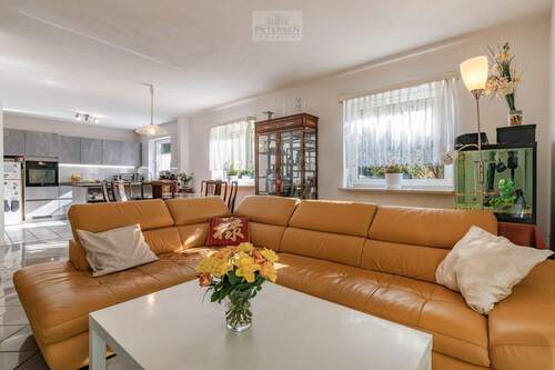 Wohnzimmer - Doppelhaushälfte mit 102,00 m² in Kaltenkirchen zum Kaufen