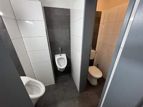 IMG_1722 - Gewerbeobjekt (Büro, Produktion, Verkauf) in Bremerhaven zur Miete