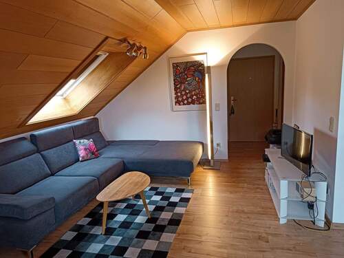 Bild 2 - 2 Zimmer Etagenwohnung zum Kaufen in Bad Steben