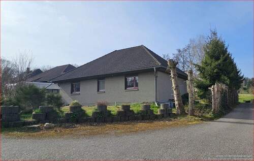 Bild 1 - Einfamilienhaus in ruhiger Lage zu verkaufen