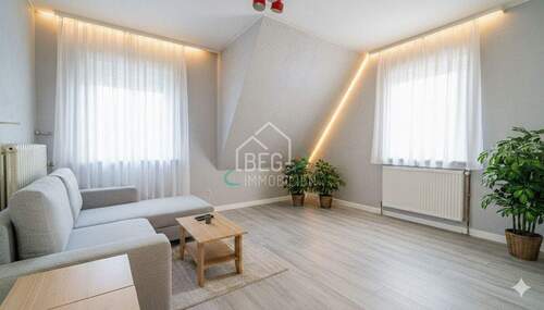 Wohnzimmer virtuell möbliert - 