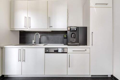 Property Image 6 - 