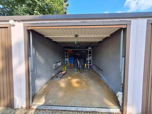 Garage - 