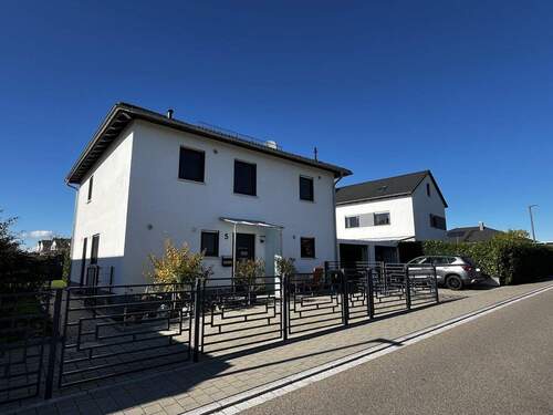 Bild 3 - 4 Zimmer Einfamilienhaus in Schillingsfürst
