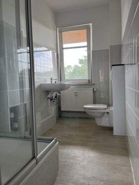 Bild 2 - 2 Zimmer Etagenwohnung zur Miete in Pegau