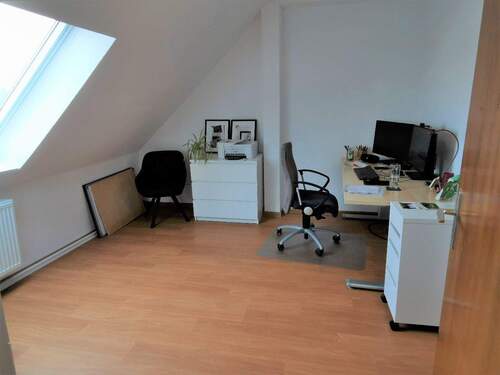 Büro / Kinderzimmer - 