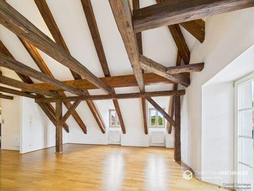 Wohnzimmer - 2 Zimmer Etagenwohnung in Regensburg / Wutzlhofen