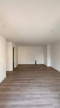 Küchenbereich und Wohnzimmer I - Etagenwohnung mit 76,70 m&sup2; in Bamberg zur Miete