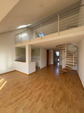 Wohnzimmer mit Küche - Etagenwohnung mit 73,80 m&sup2; in Potsdam zum Kaufen