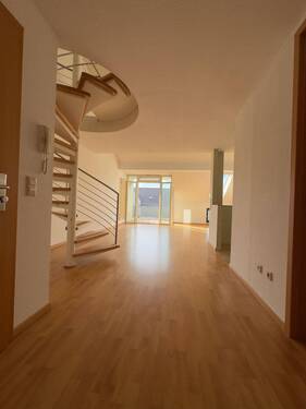 Flur mit Wohnzimmer - 