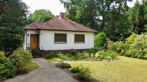 Außenansicht - 3 Zimmer Einfamilienhaus zum Kaufen in Falkensee