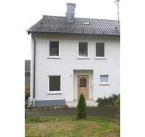 Kernsanierte Doppelhaushälfte - 1.500,00 EUR Kaltmiete, ca.  110,00 m² Wohnfläche in Engelskirchen (PLZ: 51766) Stiefelhagen