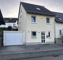 DOPPELHAUSHÄLFTE IN MÜHLHAUSEN (KRAICHGAU)