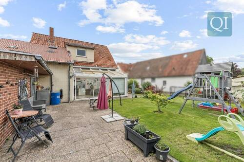 QI-6903 Terrasse zum Garten - 