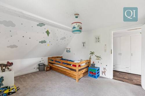 QI-6903 Schlafzimmer 1 OG - 