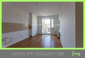 Küche mit Balkon - 3 Raumwohnung mit Balkon in Plauen zur Miete - Stadtteil Haselbrunn 3 Zimmerwohnung im Altbau